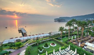 GOLDEN LOTUS HOTEL