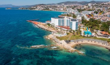 LE BLEU HOTEL & SPA