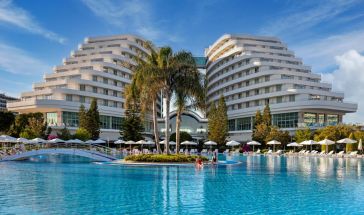 MIRACLE RESORT