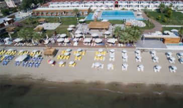 RISUS AQUA BEACH RESORT HOTEL