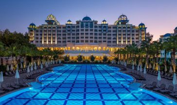 RUBI PLATINUM SPA RESORT & SUITES