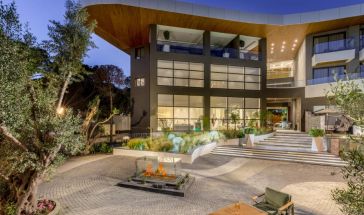 UNIQUE LIFE STYLE BOUTIQUE HOTEL