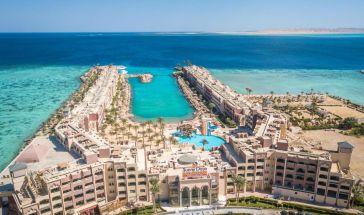 SUNNY DAYS EL PALACIO RESORT