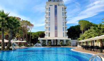 HENRY RESORT & SPA