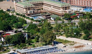 CRYSTAL DELUXE RESORT