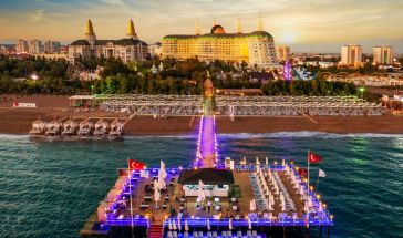 DELPHIN IMPERIAL