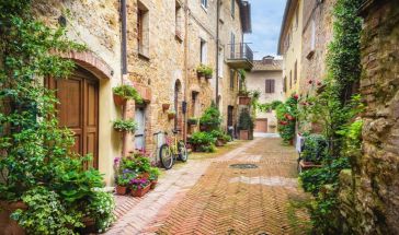 КОЛЕДНО НАСТРОЕНИЕ във ФЛОРЕНЦИЯ  - 4 нощувки с чартър от София до Перуджа