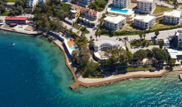 Roseira Beach Resort