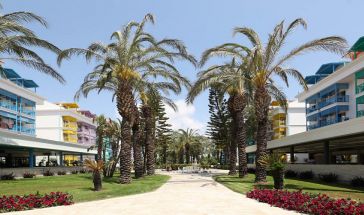 Crystal Waterworld Superior