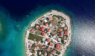 ХЪРВАТИЯ - Перлата на Адриатика и намигване към Босна и Херцеговина - полет от София