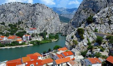 ХЪРВАТИЯ - Перлата на Адриатика и намигване към Босна и Херцеговина с 3 включени екскурзии-от София