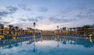 Serry Beach Resort Premium