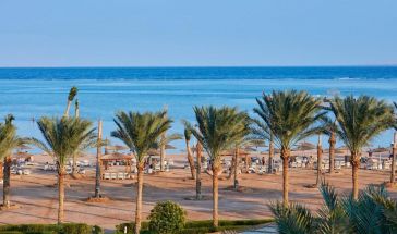 Coral Sea Water World Resort