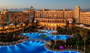 Spice Hotel and Spa Lux